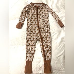 Little Sleepies zippie in Rust Rainbow size 6-12 months